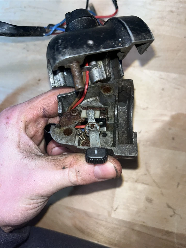 Yamaha RD350 1974 interruptor de apagado derecho interruptor control Foto 2 de 4