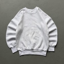 Vintage 90s White Blank Fruit of the Loom Crewneck Size Small