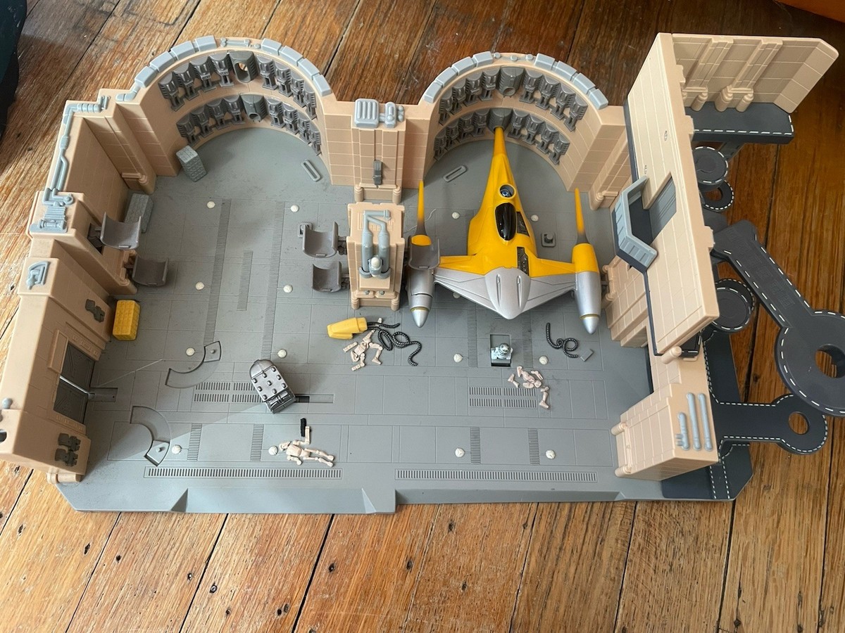Galoob Star Wars EP 1 Action Fleet Micro Machines: Naboo Hanger