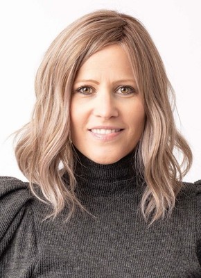 NWT Belle Tress Single Origin -E Wig in British Milktea Color New