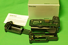Pentax Battery Grip D-BG5 for K-3 K-3II includes AA batteries tray