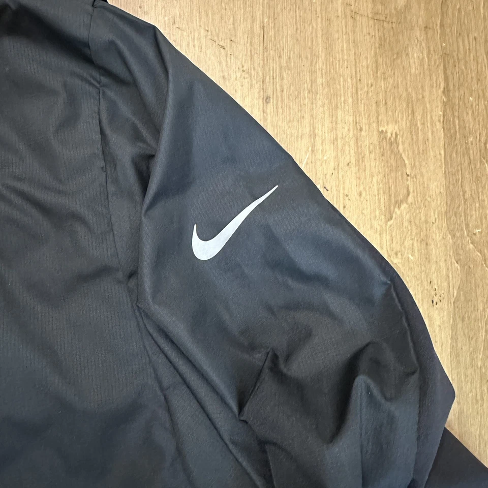 Chaqueta Nike Running Para Hombre Grande Explore Storm Fit 559551 Negra Rendimiento Foto 3 de 4