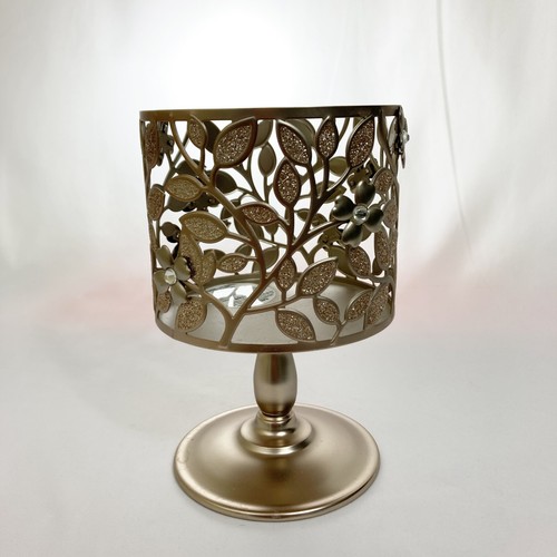 Bath & Body Works Pewter Dogwood Flower 3 Wick Pedestal Candle Holder