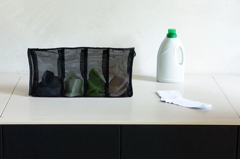 Borsa per Lavare Calze Calzini in Lavatrice BRABANTIA Salvacalze Bianco 4 Paia, fotografia 6 di 12