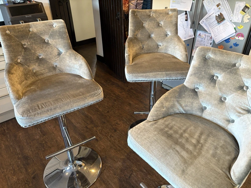 Mayfair Velvet Bar Stool x 3 - Image 3 of 4