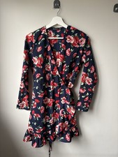 Boohoo Women’s Wrap Around Dress Size 8 Floral Black and Red Never Worn No Tags