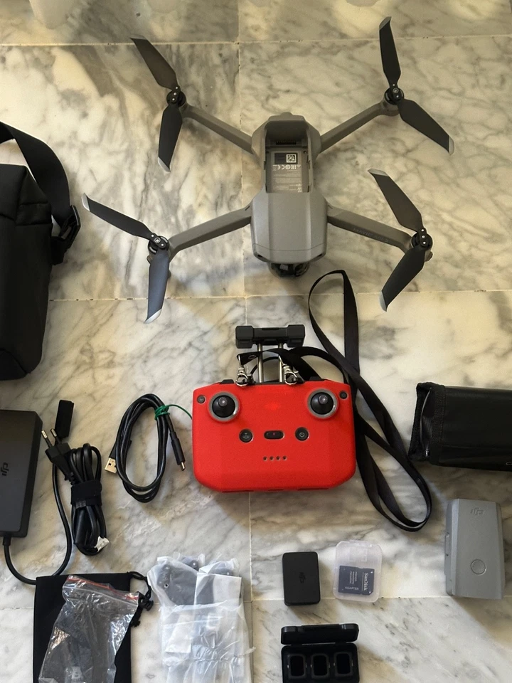 Dron DJI MAVIC AIR 2 + COMBO - Imagen 2 de 4