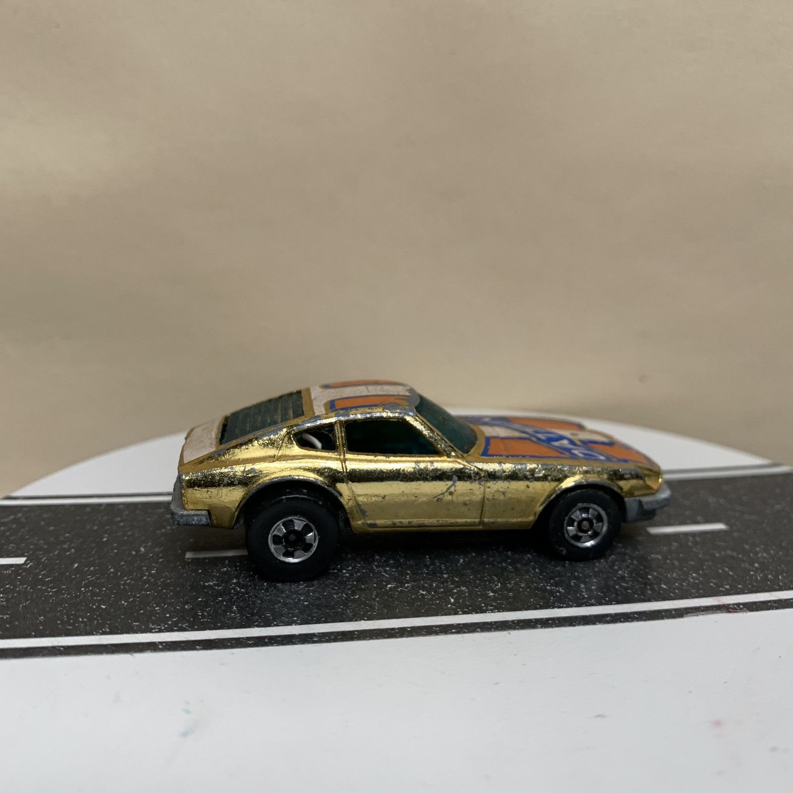 1976 Hot Wheels Super Chromes Datsun 240z Z Whiz Coupe Gold/Orange w/BW 1:64
