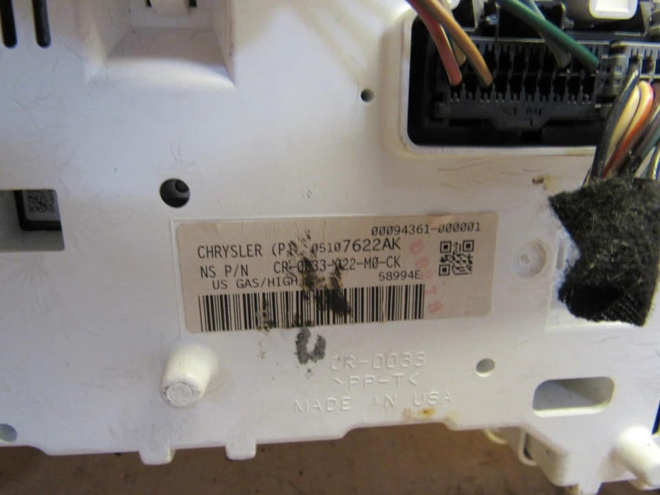 Chrysler PT Cruiser 2007 instrumento velocímetro calibre panel fabricante de equipos originales sin usar millas Foto 4 de 4