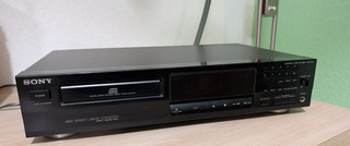 Sony CD Player (CDP 211)
