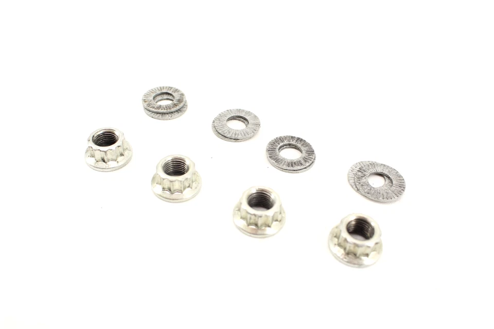 Juego de tuercas de cuadro Ducati 1299 Panigale S 2016 Foto 3 de 4