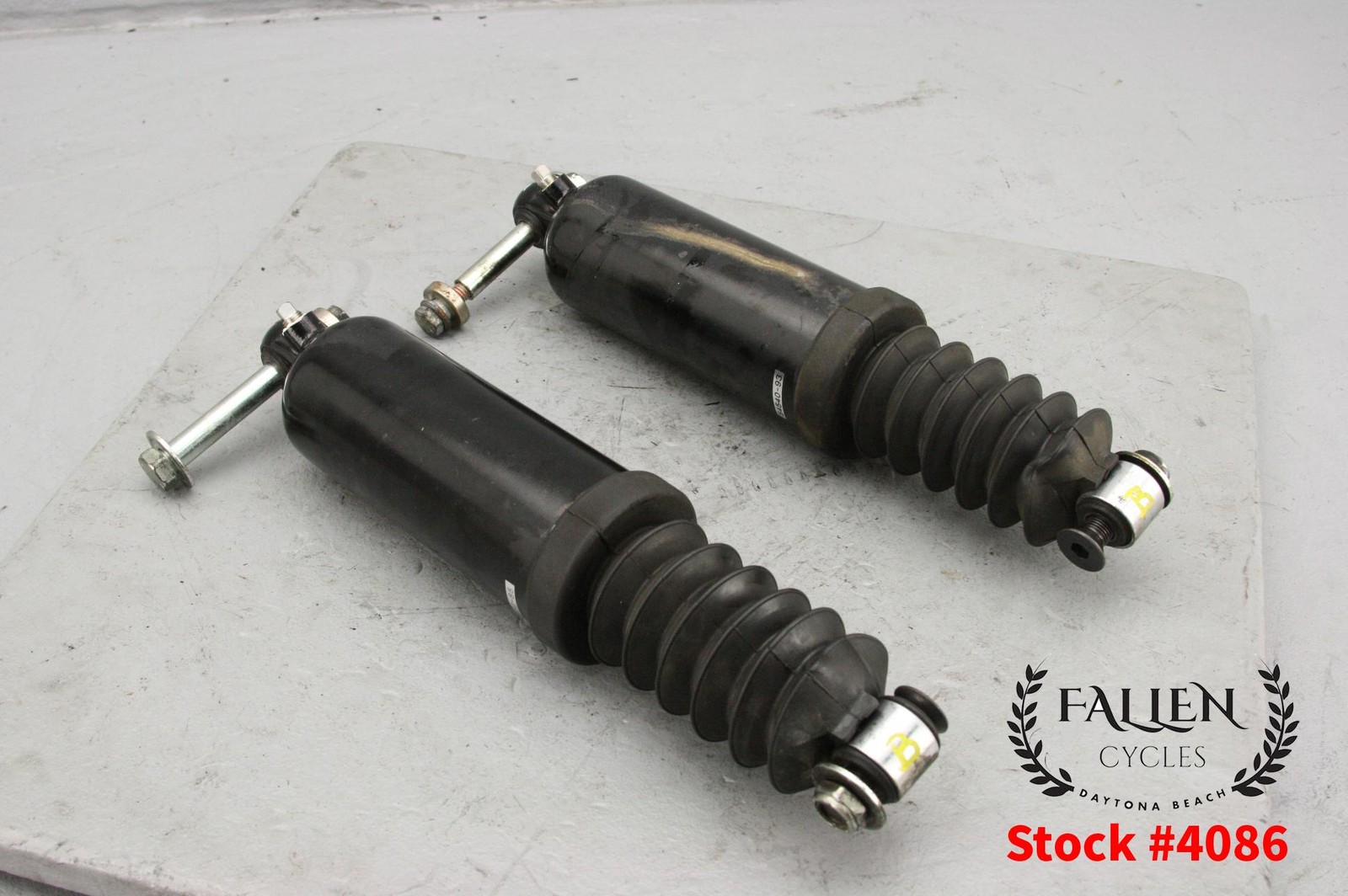 1996 Harley Road King Back Rear Air Shock Absorber Set 54531-92  #4086