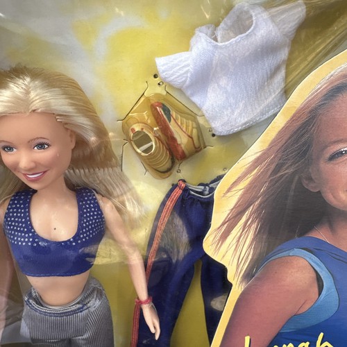 Vintage Hasbro - S Club 7 Sing 'N Style Doll - Hannah - New - Picture 6 of 6