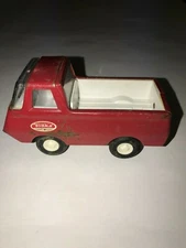 Vintage Tonka Pick Up Red Approx size is 4.5"