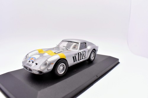 Modellino auto Ferrari 250 GTO 172 scala 1:43 diecast modellismo collezione ixo - Foto 2 di 4