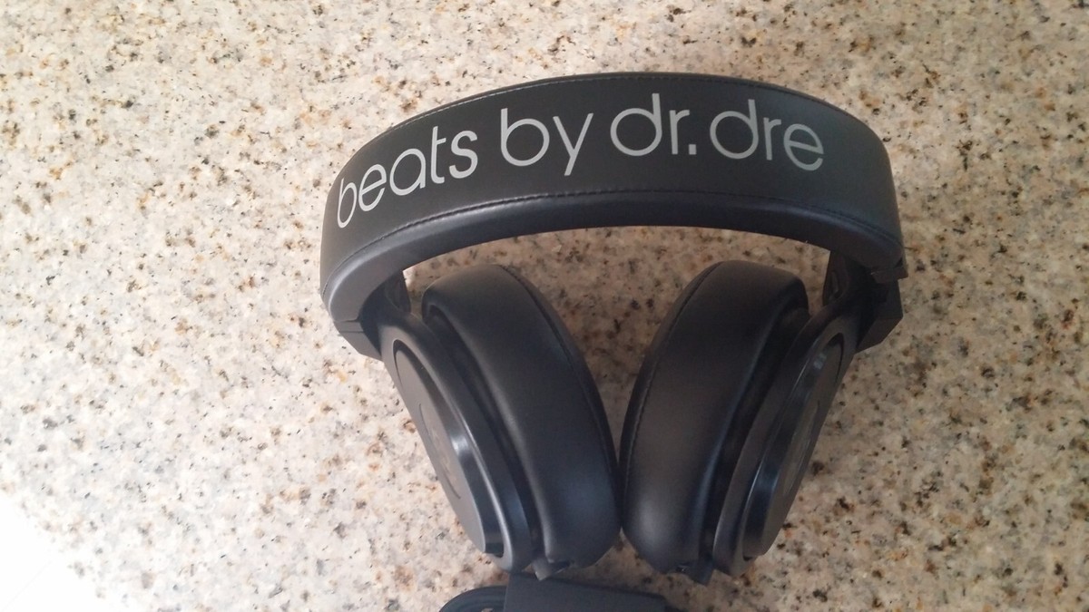 Apple Beats by Dr. Dre Pro Beats Over the Ear Headphones - Black