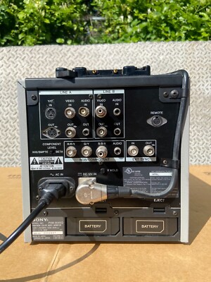 Sony Trinitron RGB Color Video Monitor PVM-8045Q With Porta Brace