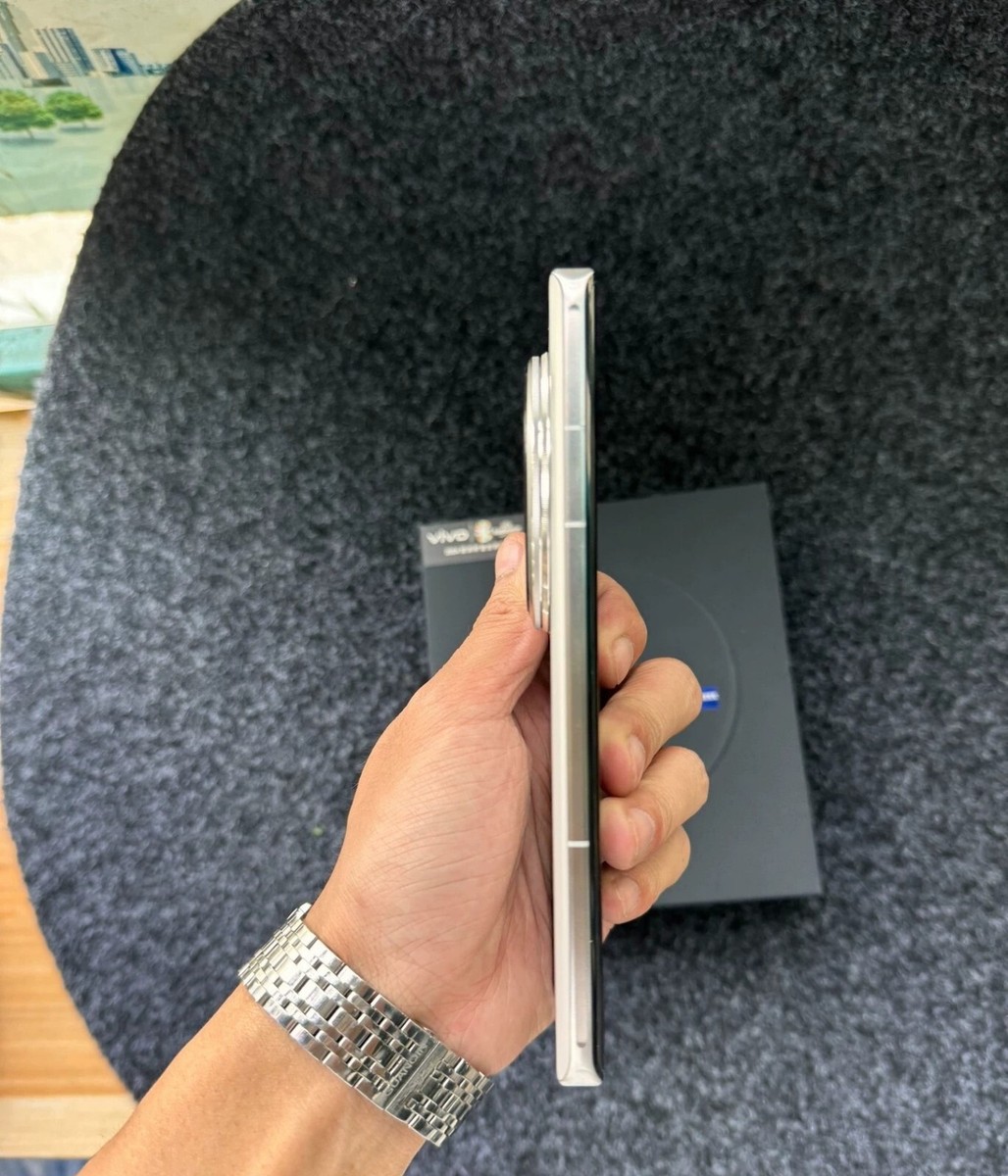 vivo x100 Ultra 16GB 512GB 6.78 inch 2K OLED 5500mAh 80W vivo x100 Ultra 16GB 512GB 6.78 inch 2K OLED 5500mAh 80W