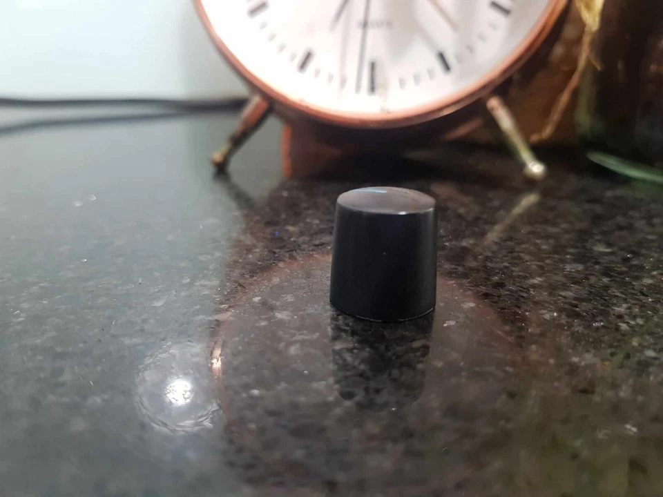 Australian Monitor Plastic Rotary Knob Amplifier Mixer Audio Genuine Spare Part - Image 3 of 4