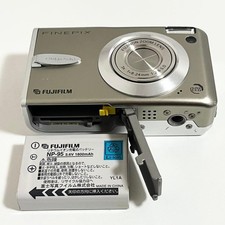 FUJIFILM finepix F30 Compact Digital Camera Tested Working Seller Japan