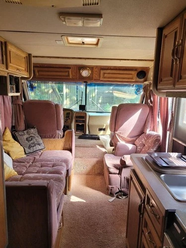 1990 Chevrolet Gulfstream 6.2 Diesel 4 Berth - Picture 1 of 20