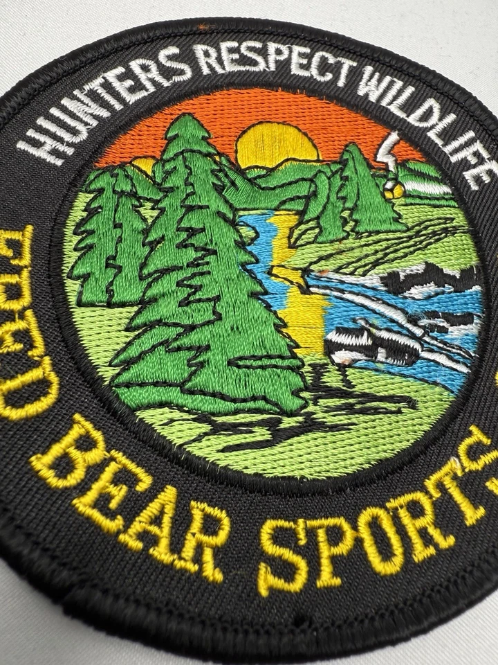 VINTAGE FRED BEAR HUNTERS SPORTS CLUB PATCH RESPECT WILDLIFE NOS STICKER X4 PACK - Image 4 of 4