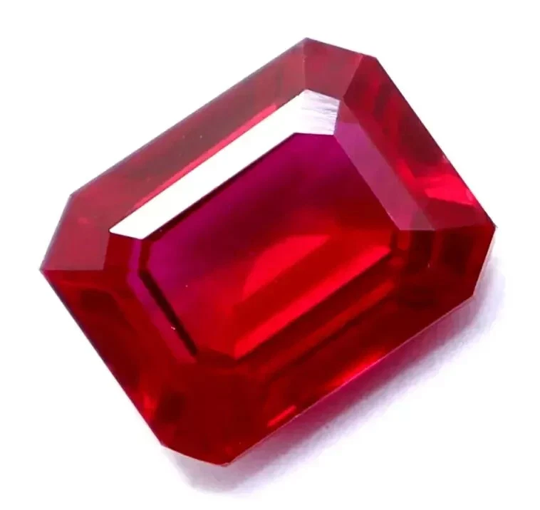 Piedra preciosa suelta natural impecable certificado 6,25 quilates rubí rojo sangre corte esmeralda Foto 3 de 4