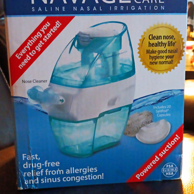 Naväge SDG-2 Sinus Irrigation System Powered Suction w/ 20 SaltPod Capsules