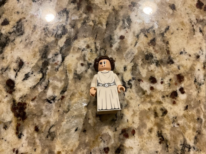 lego star wars princess leia minifigure