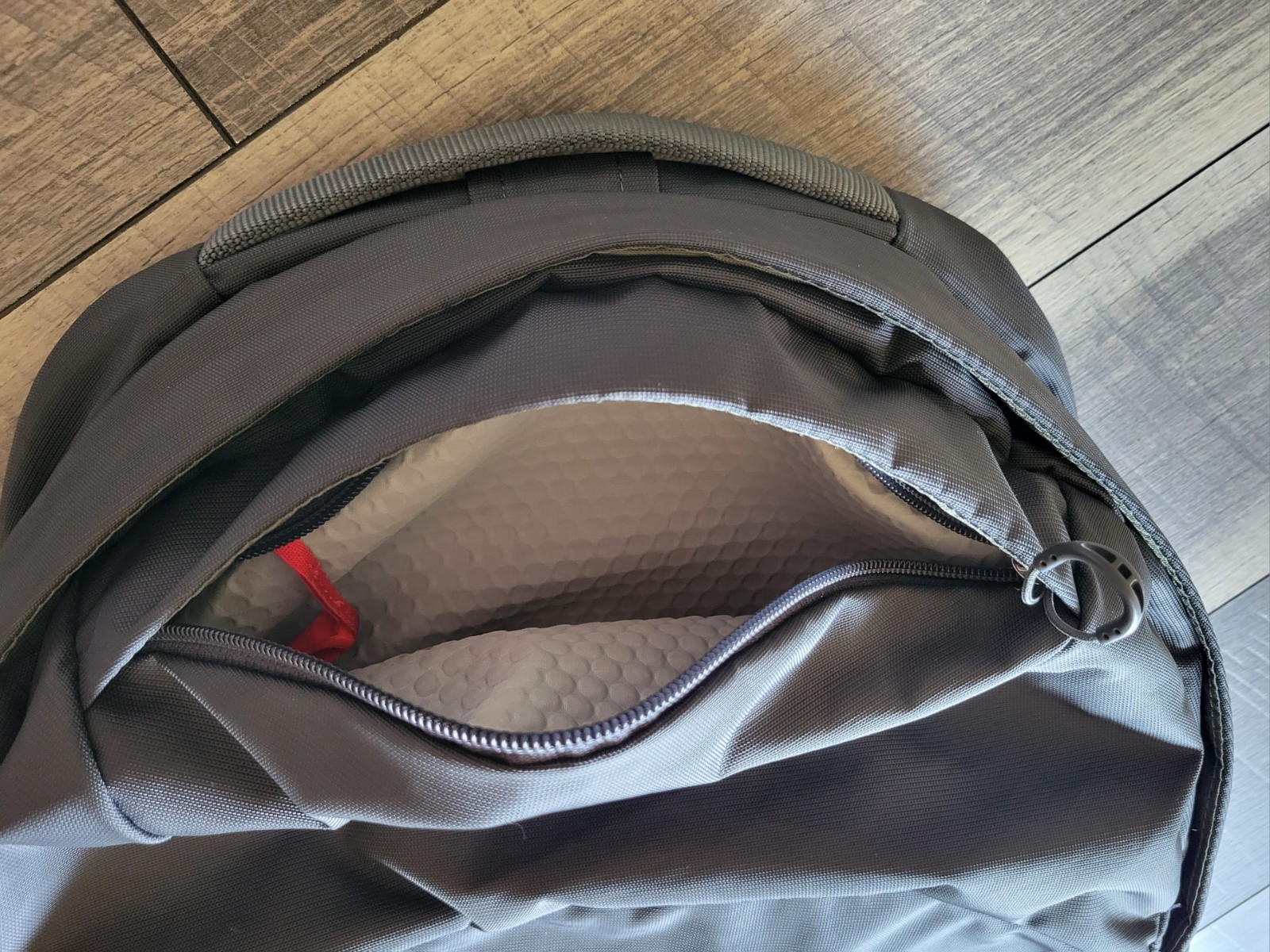 Osprey Centauri Backpack Gray Nylon Streamlined L… - image 4