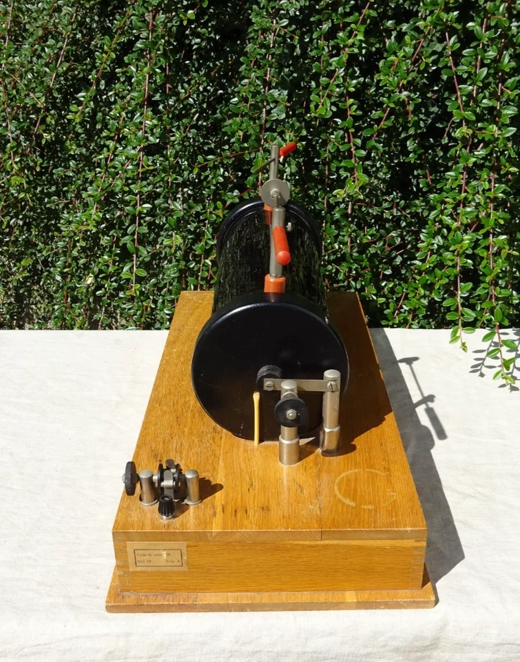 Alter Funkeninduktor 12 V - Bild 4 von 4