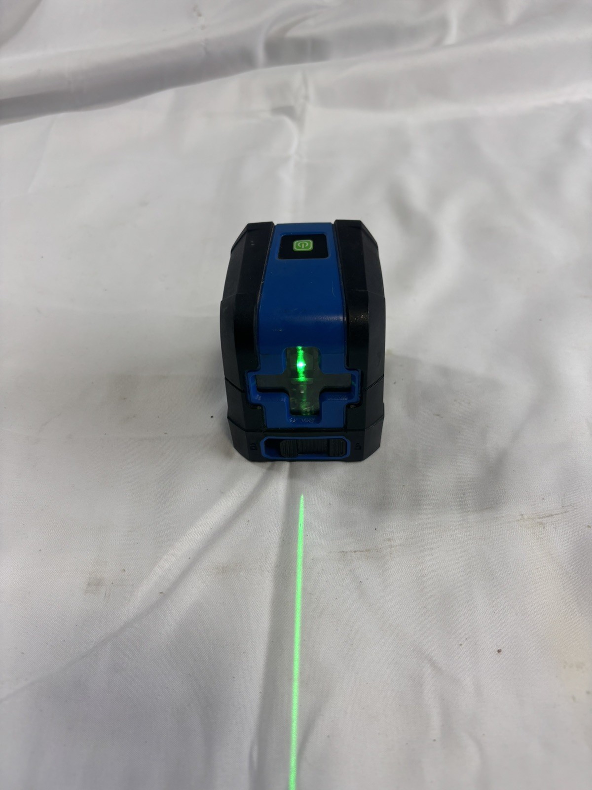 Kobalt 100ft Self-Leveling Cross-line Laser Level Rechargeable 5413018