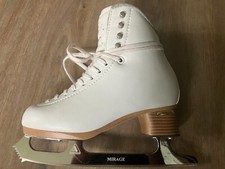 Youth Figure Skates size 8 3/4