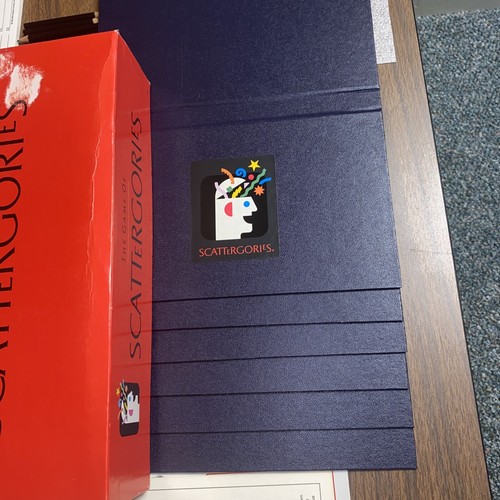 Scattergories Vintage Board Game 1988 Edition Milton Bradley, Contents Complete - Picture 7 of 12