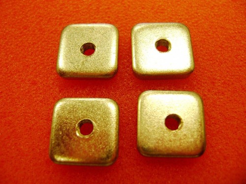 4 Pcs M3 Hex (7mm) + Metal Washer (11mm Square) Set for Servers - Picture 2 of 10