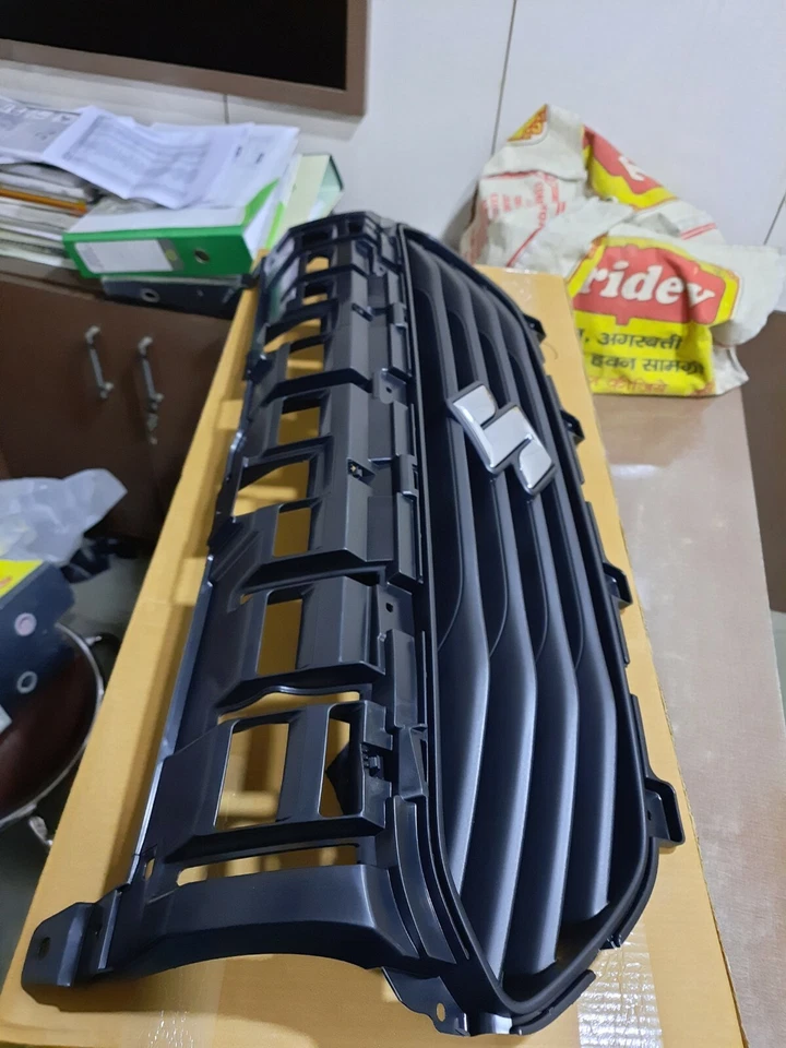 Genuine suzuki front grill suzuki swift dzr 2019 oem - Image 4 of 4