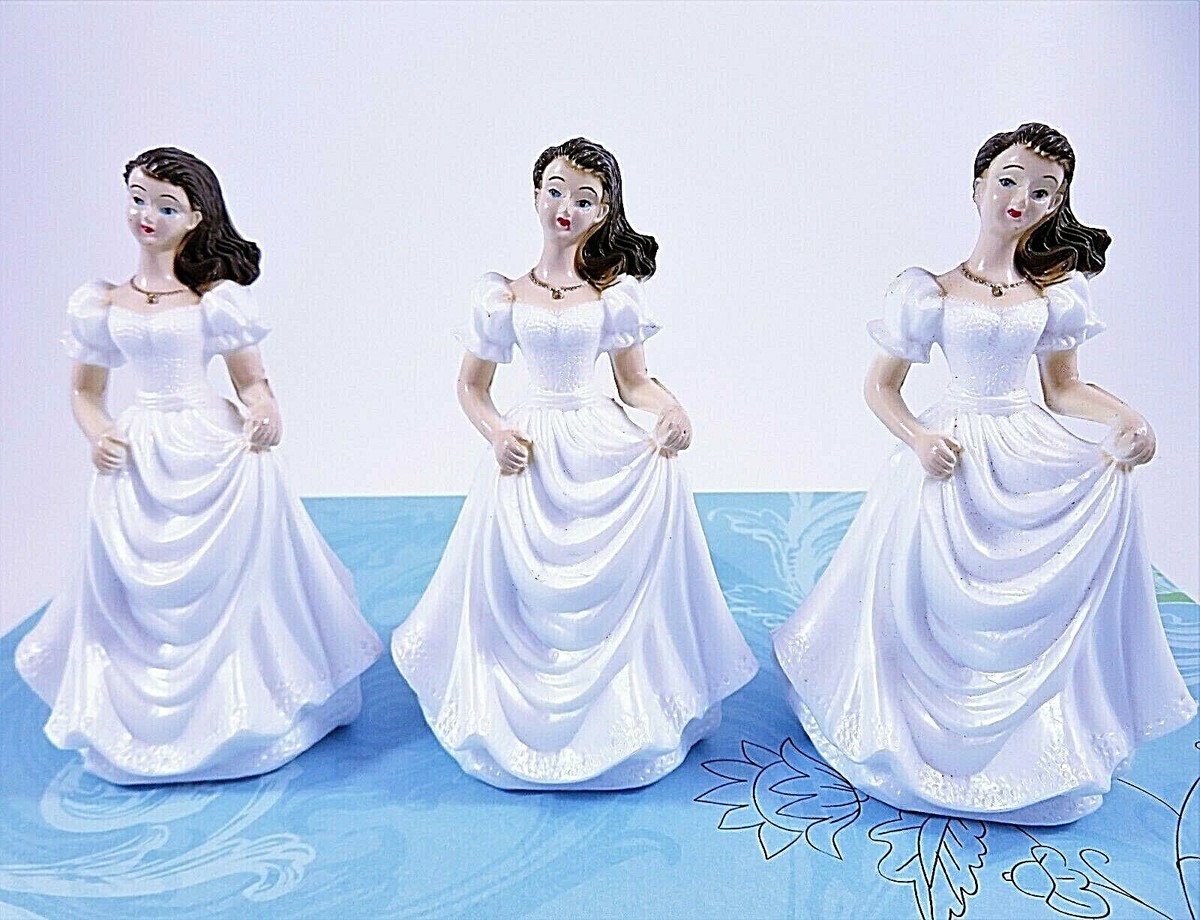 chinese dress ladies Amazon.com: 1Pc Woman Back Silk Gauze Skirt Wedding Cake Topper Bride To Be Cake  Decoration Bridal Theme Cupcake Picks Bachelor party Birthday Party Cake  Supplies Decorations Black : Toys & Games