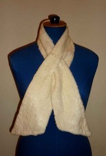 Echarpe Ancienne en Fourrure Blanche