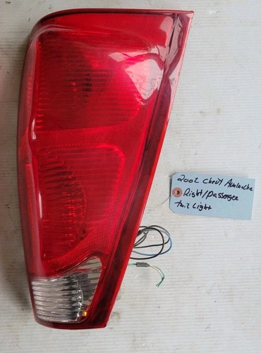 For 2002-2006 Chevy Avalanche Signal/Corner Light Pair Driver & Passenger Front