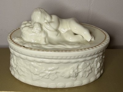 Belleek Irland Cherub Schmuckschatulle mit Golddetail auf Top Zustand 8. Mark