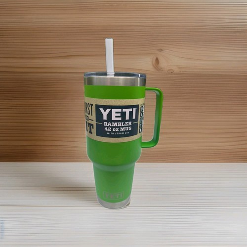 Yeti 42oz Rambler Travel Mug with Straw Lid Neu mit Etikett