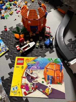 LEGO Spongebob 3834 Good Neighbors at Bikini Bottom (99% Complete) (W/ Manuals)