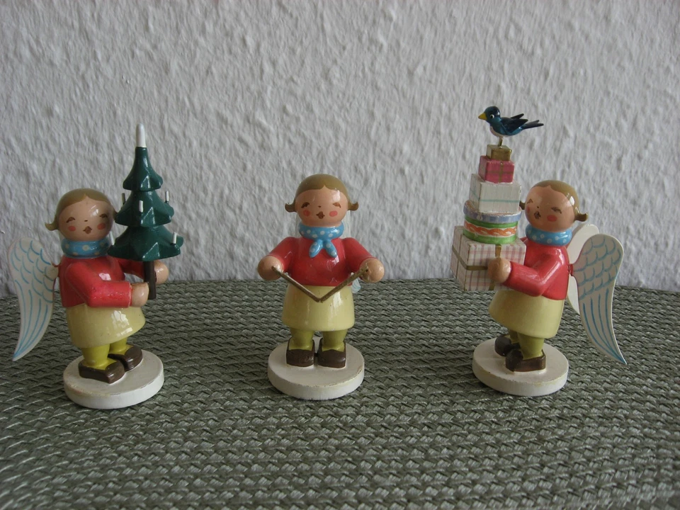 Wendt & Kühn Margeritenengel , Gruppe Geschenkeengel 3 Stück Erzgebirge Engel - Bild 2 von 4