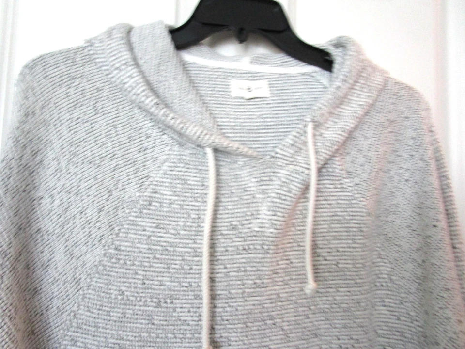 Lou And Grey Women's Size XL Kangaroo Pockets Knit Hoodie Sweater Oversized  - Image 2 of 4