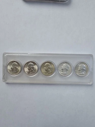 FIVE SILVER WASHINGTON QUARTERS UNGRADED CIRCULATED AG COIN D & P MINT 5 COINS