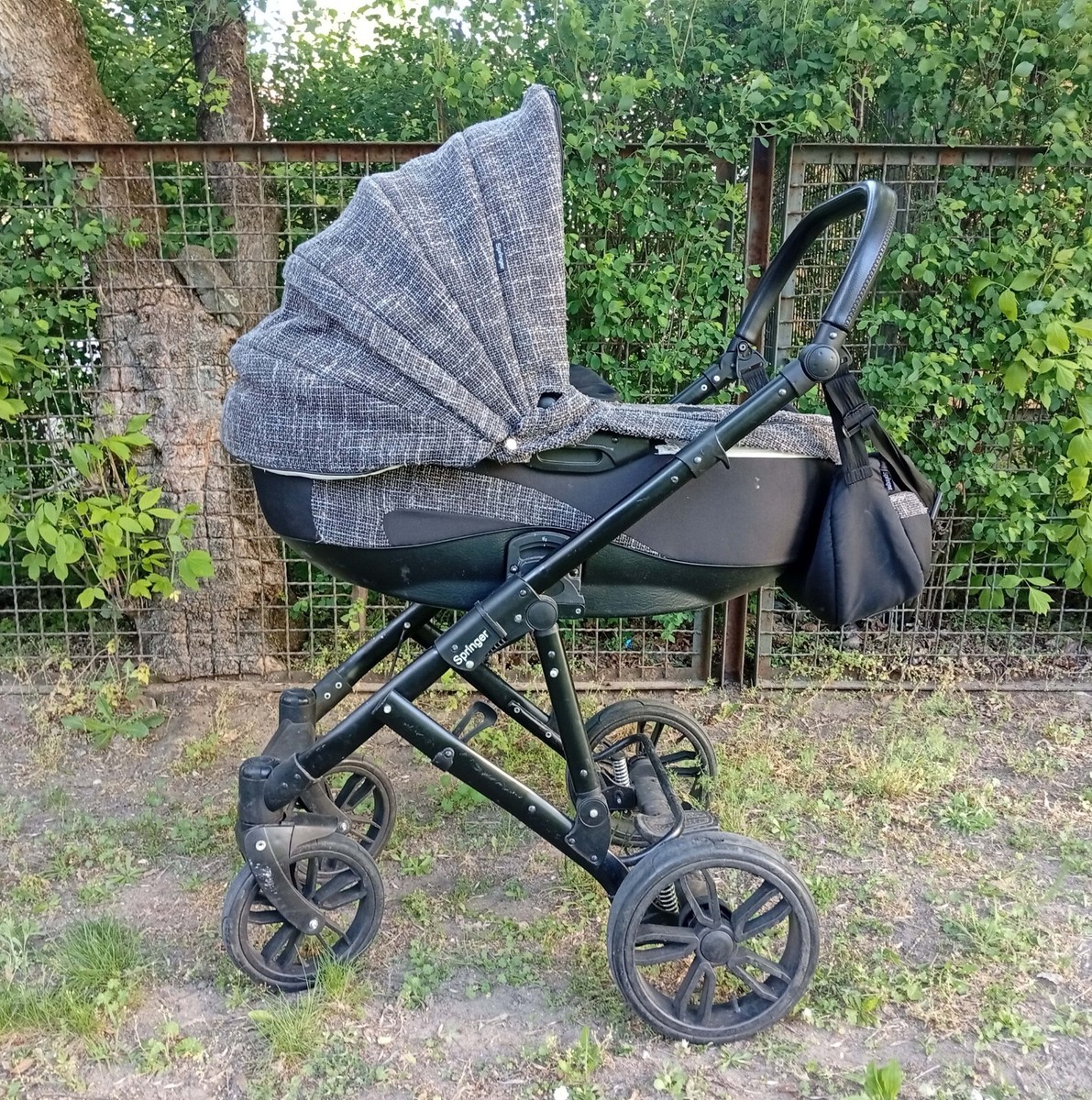 Kinderwagen von Springer grau gebraucht
