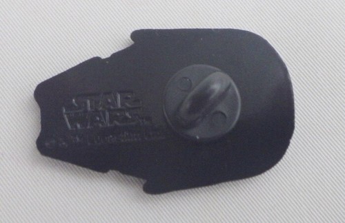 Star Wars Fighter Pilot Helmet Collectors Pin / Pinback - Picture 2 of 2