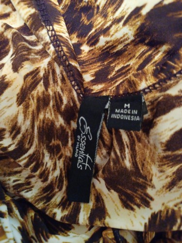 Women's Essentials By Milano Animal Print Halter Top Blouse Chain Straps Med - Picture 3 of 5