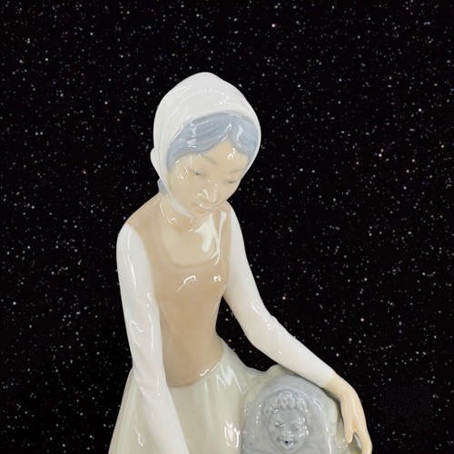 Lladro Nao Girl With Water Well Fountain Large Figurine Made In Spain Porcelain - 第 3/9 張圖片