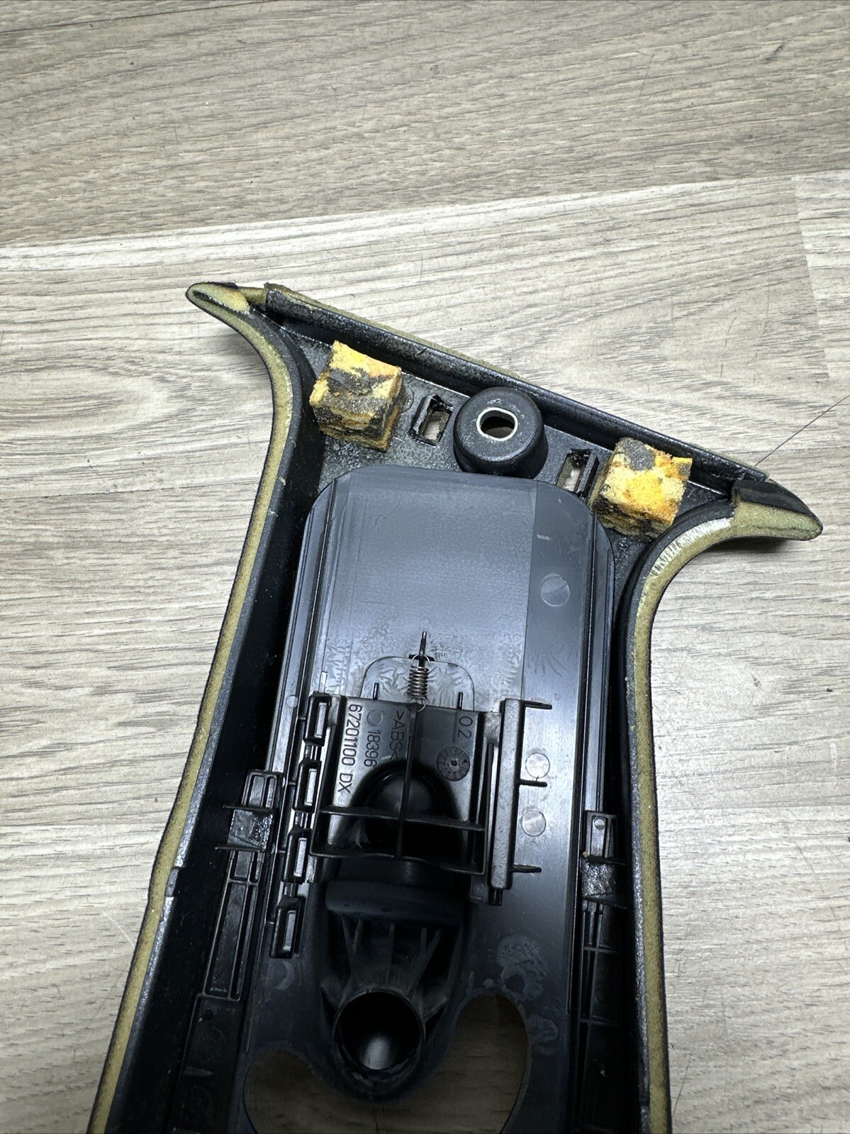 03-13 Maserati Quattroporte  M139 Right Passenger B-Pillar Cover Trim OEM 74k